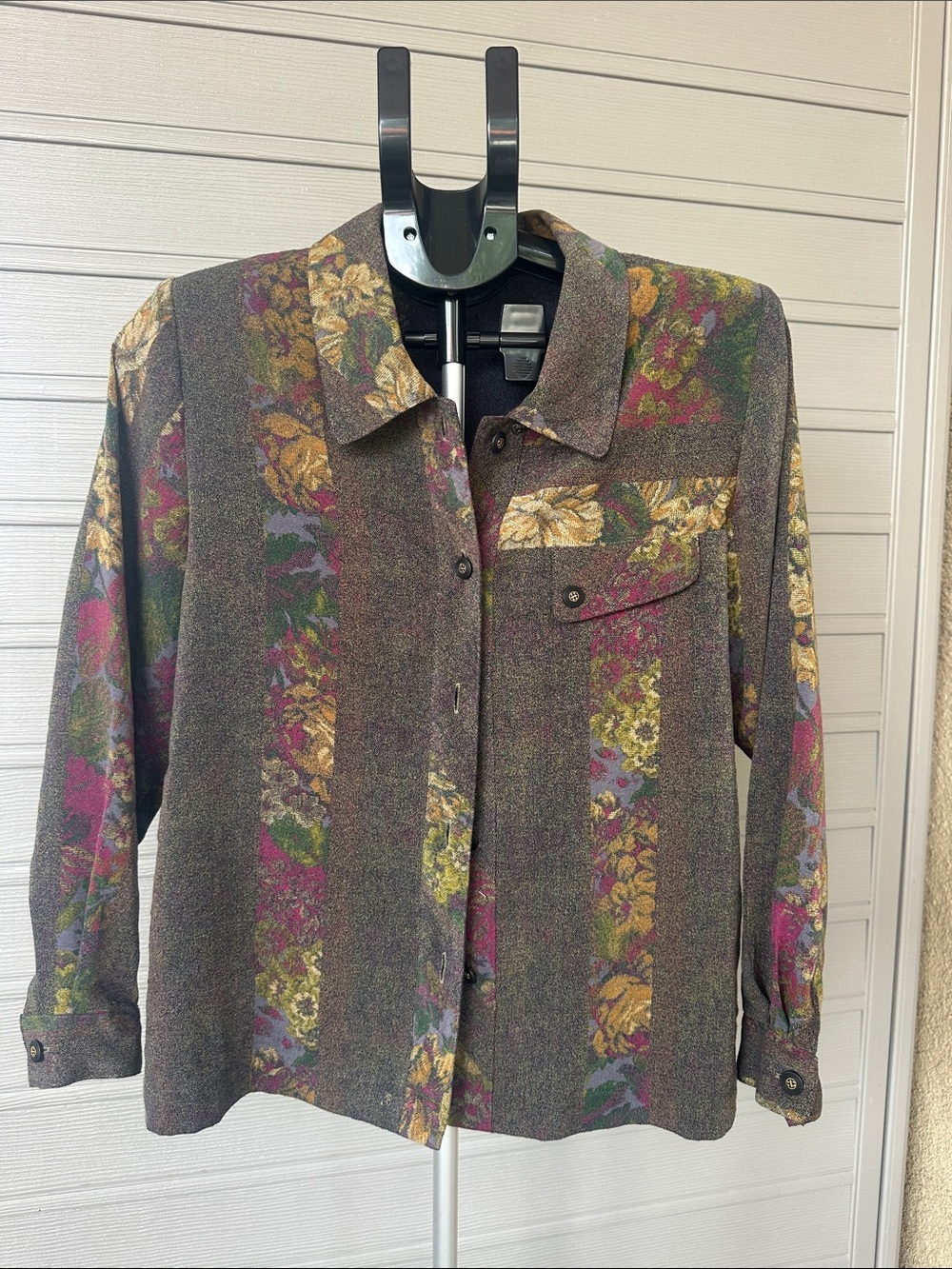 Women's Floral Stripe Button-Up long sleeve - Multicolor